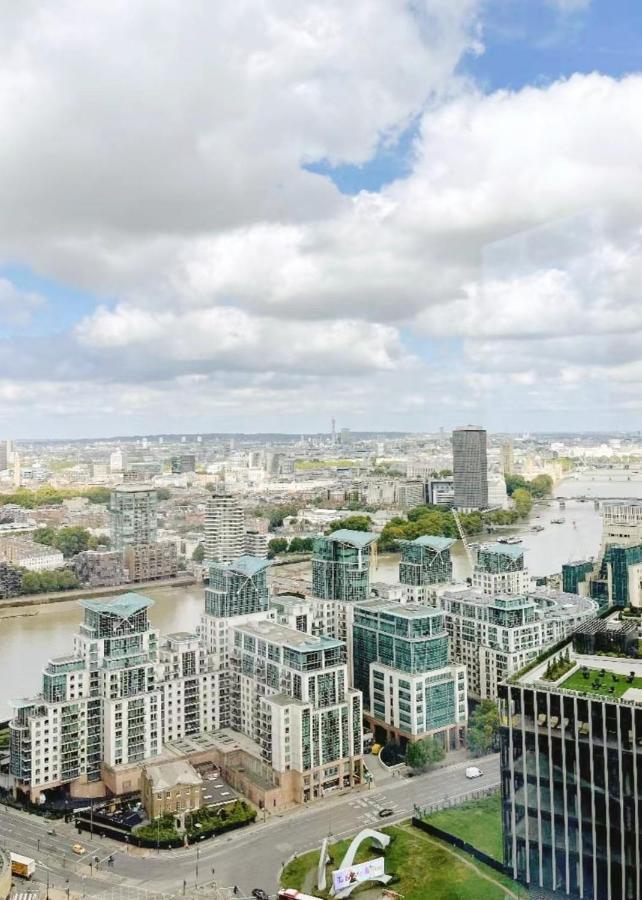 Luxury Central Flat With Stunning Views And Pool London Eksteriør billede